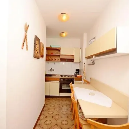 Aurora Guest house *