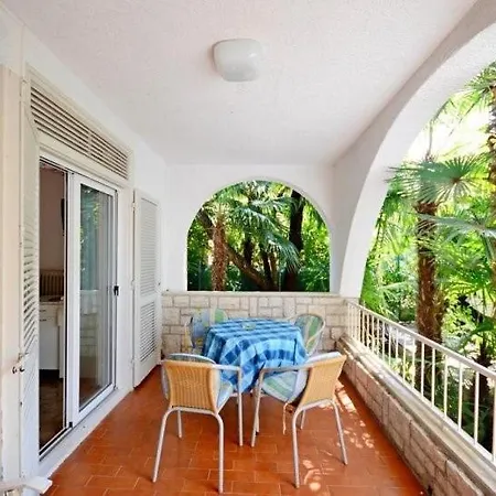 Guest house Aurora