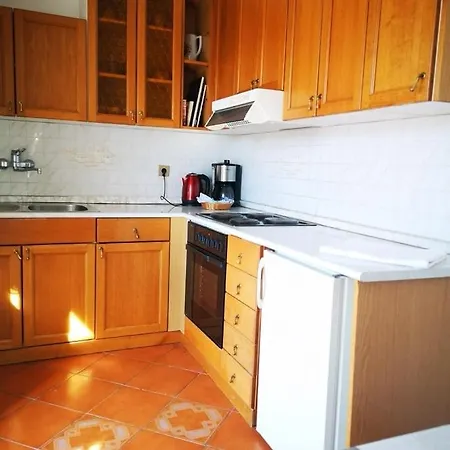 Guest house Aurora *